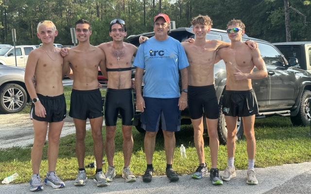 With Pre-State Canceled, Tampa Bay's Best Distance Runners Went to Work at Flatwoods